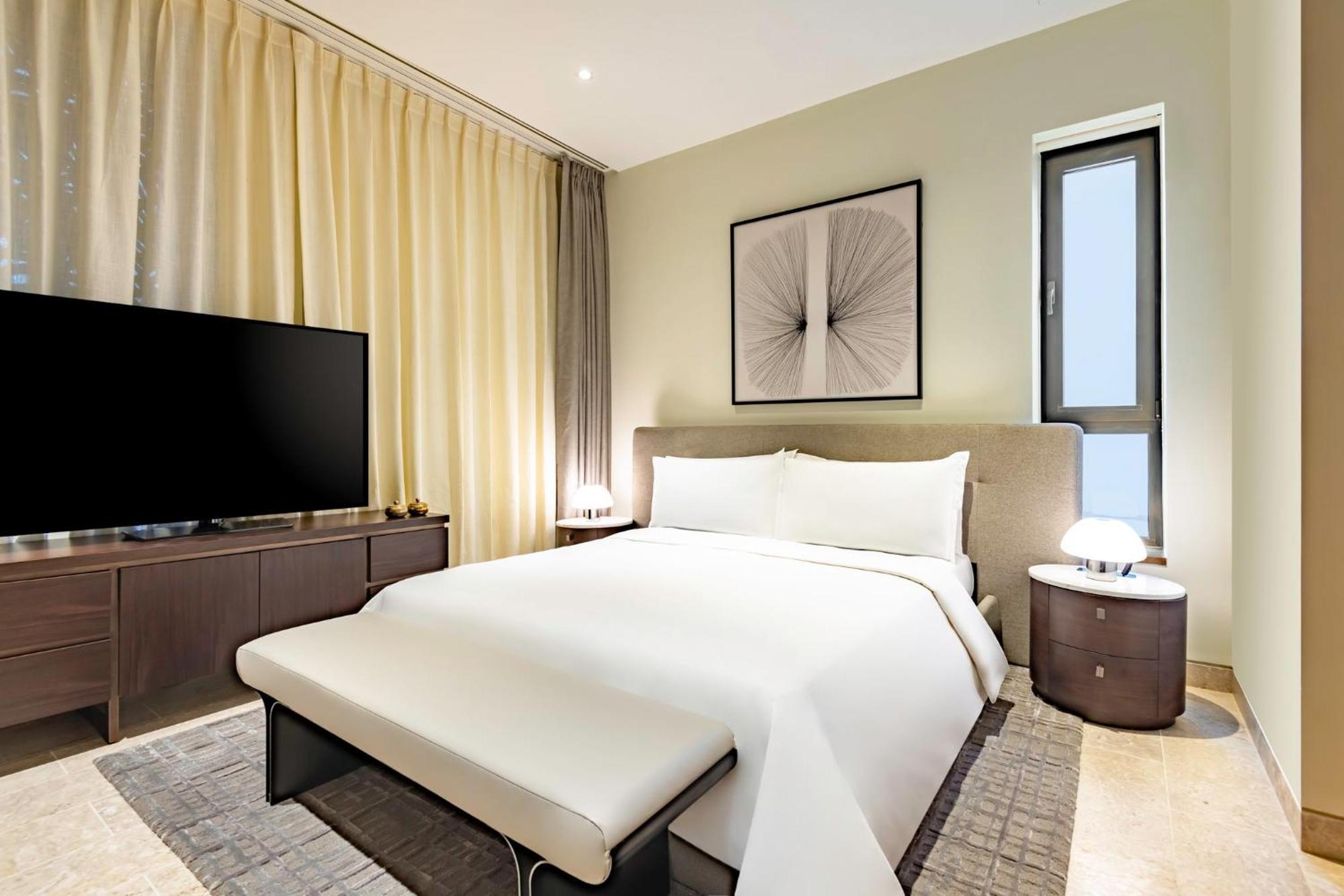 Mandarin Oriental, Doha Hotel Ngoại thất bức ảnh A bedroom at the hotel