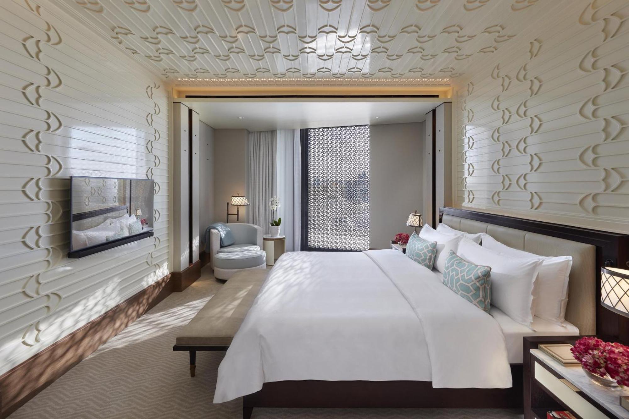 Mandarin Oriental, Doha Hotel Ngoại thất bức ảnh A bedroom at the hotel