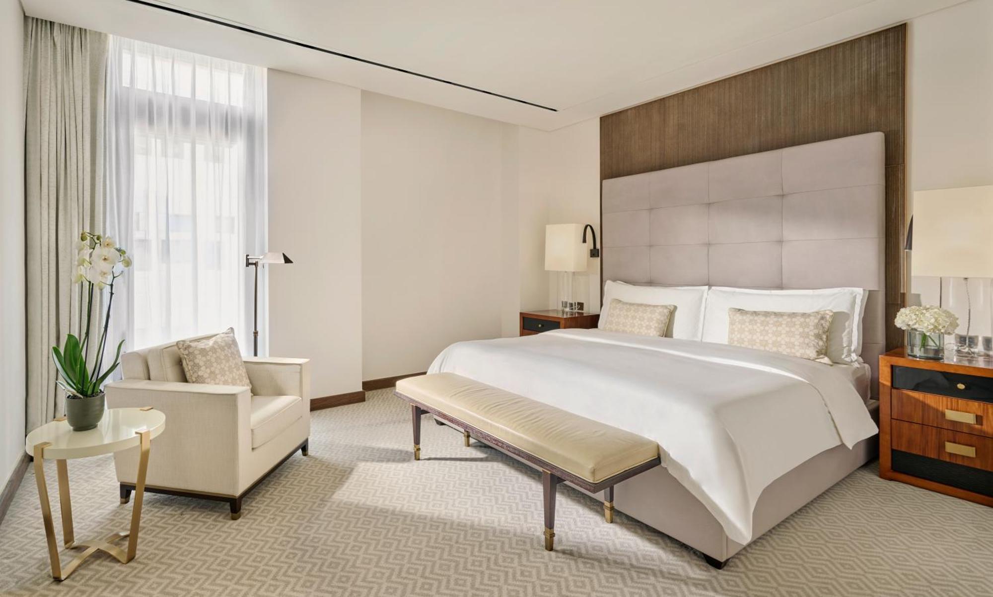 Mandarin Oriental, Doha Hotel Ngoại thất bức ảnh A bedroom at The Ritz-Carlton, Boston